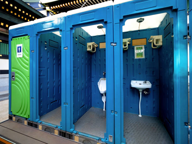 Best Portable restroom trailer rental  in Winterville, NC